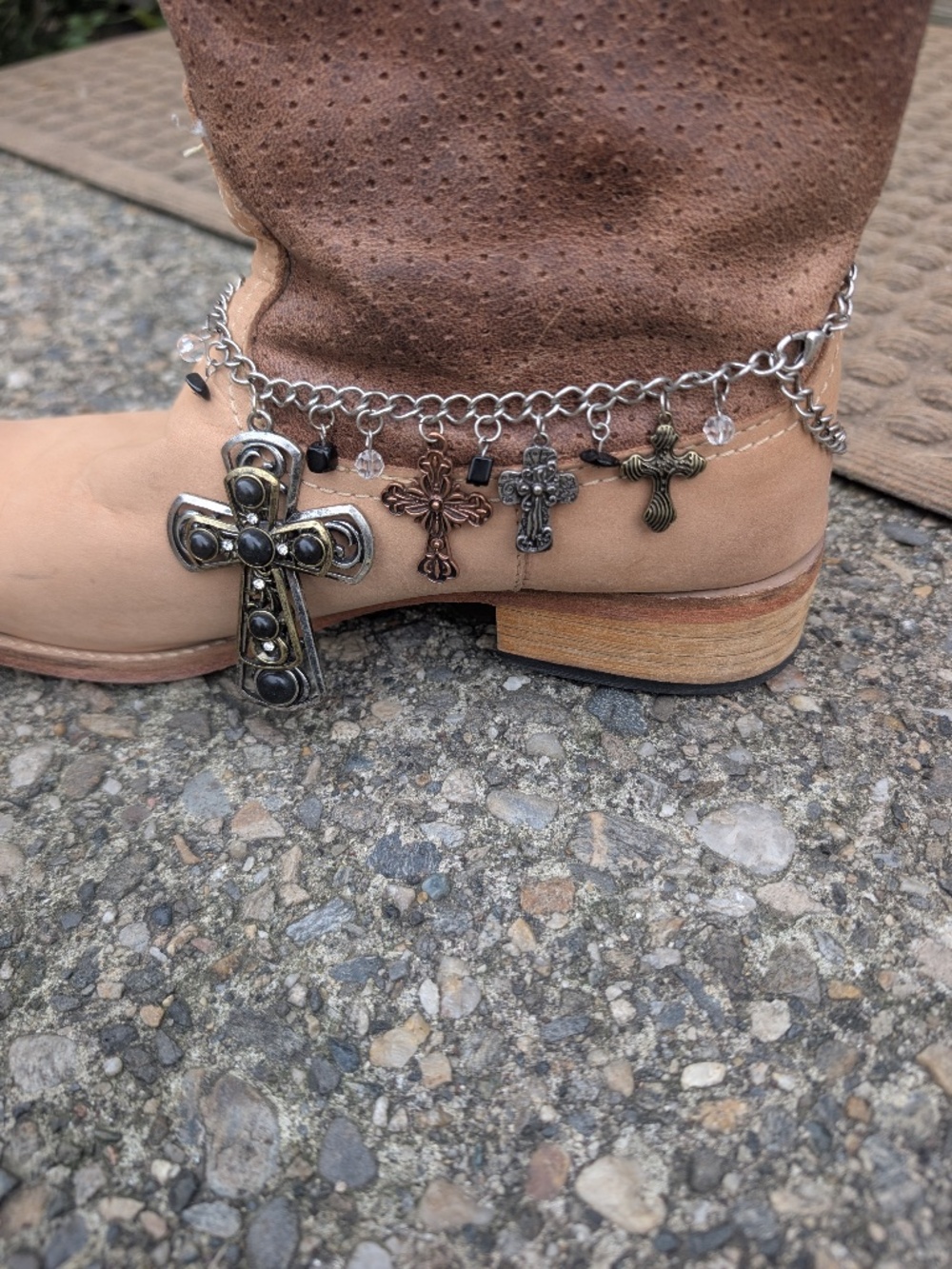 "SPIRIT" brand cowgirl boots from Brasil. Boot jewels not included, in closet!